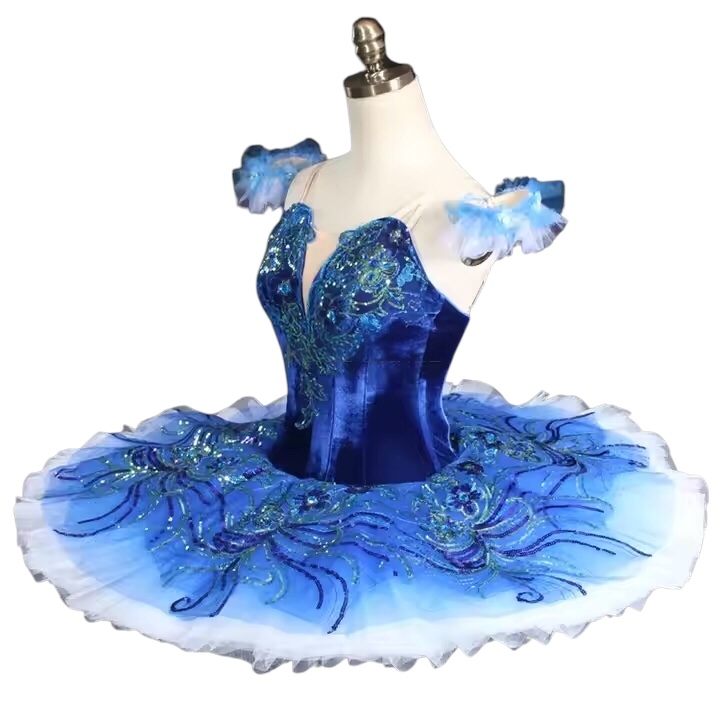 Raymonda ballet costume