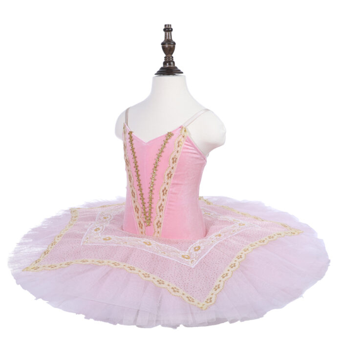 Girl’s Tutu - Image 3