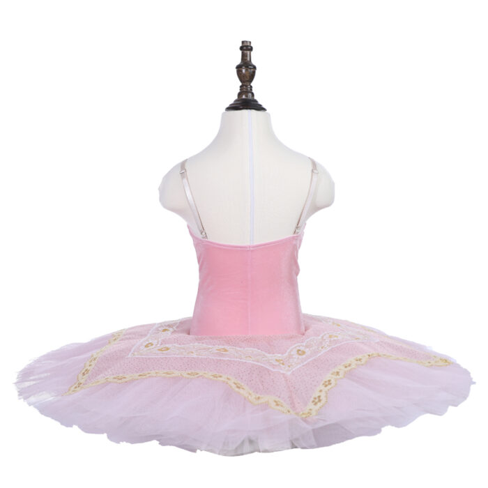 Girl’s Tutu - Image 4